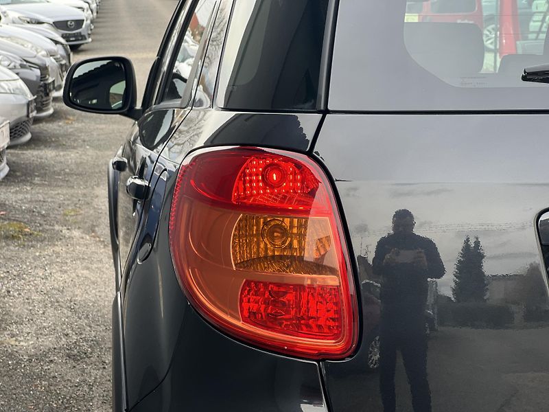 Fiat Sedici 1.9JTD 4x4 KLIMATIZACE ALU - fotka 38 z 40