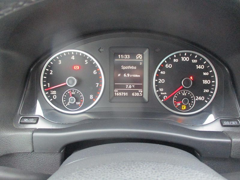 Volkswagen Tiguan 1.4TSi*BMT*ROZVODY*BEZ KOROZE - fotka 15 z 44