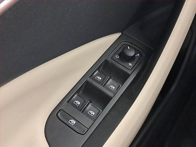 Škoda Scala (2019) 1.5 TSI, Automat, Serv.kniha - fotka 20 z 26