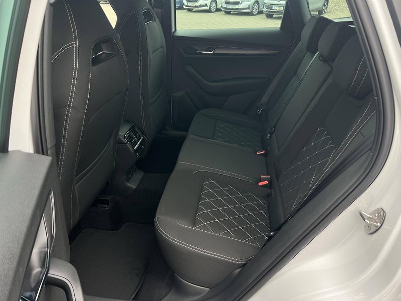 Škoda Karoq (2026) Sportline 7DSG 1,5TSI - fotka 8 z 24