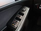 Audi Q5 (2017) 2.0 TDI, 4X4, Automat, Kůže - náhled 18