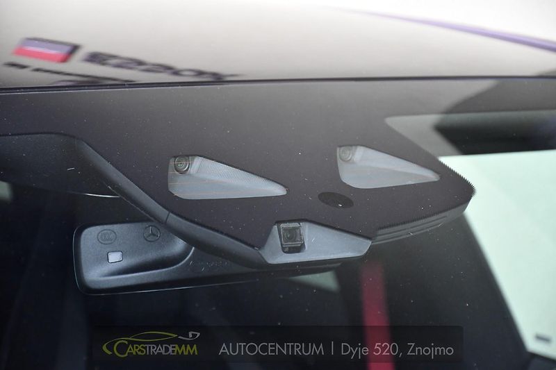 Mercedes-Benz EQE 350 4MATIC AMG  - fotka 52 z 54