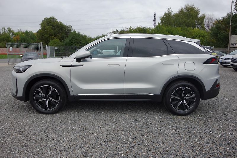 BAIC X75 1.5T 138kW AT NOVÉ/ZÁRUKA 5let - fotka 8 z 26