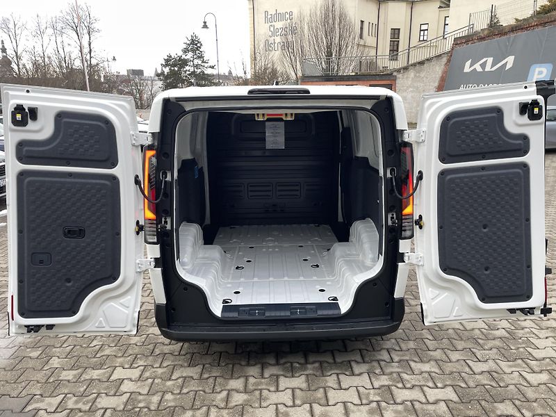 Kia PV5 (2026) CARGO ELITE 3DR 120KW +71,5kWH - fotka 24 z 27