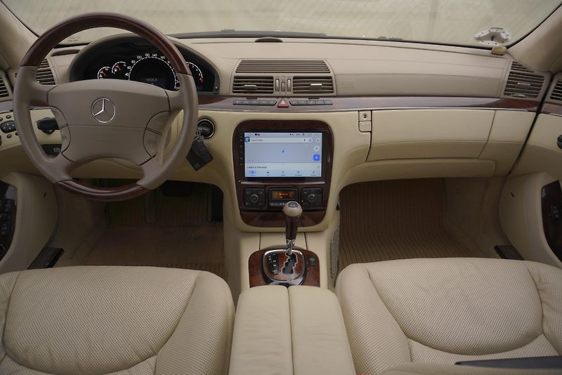 Mercedes-Benz Třídy S S600 5,5I V12 LONG AUT. - fotka 18 z 56