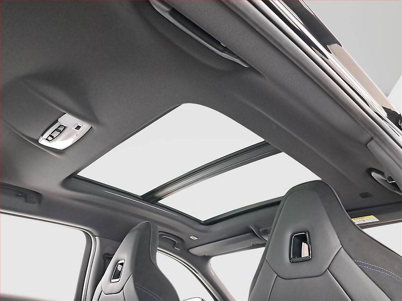 BMW X2 (2021) M35i - fotka 16 z 27