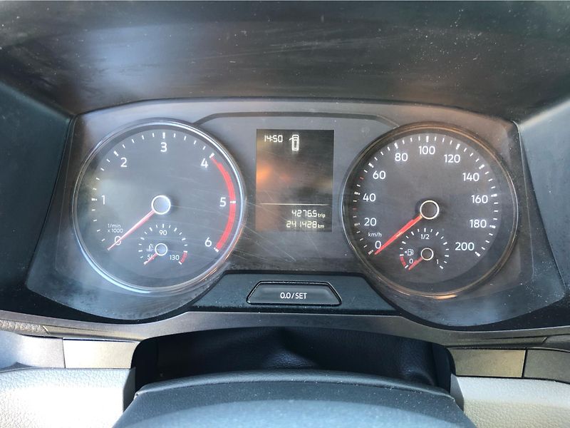 Volkswagen Crafter 2.0 TDI - fotka 19 z 28