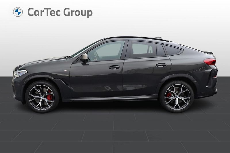 BMW X6 M50i - fotka 3 z 15