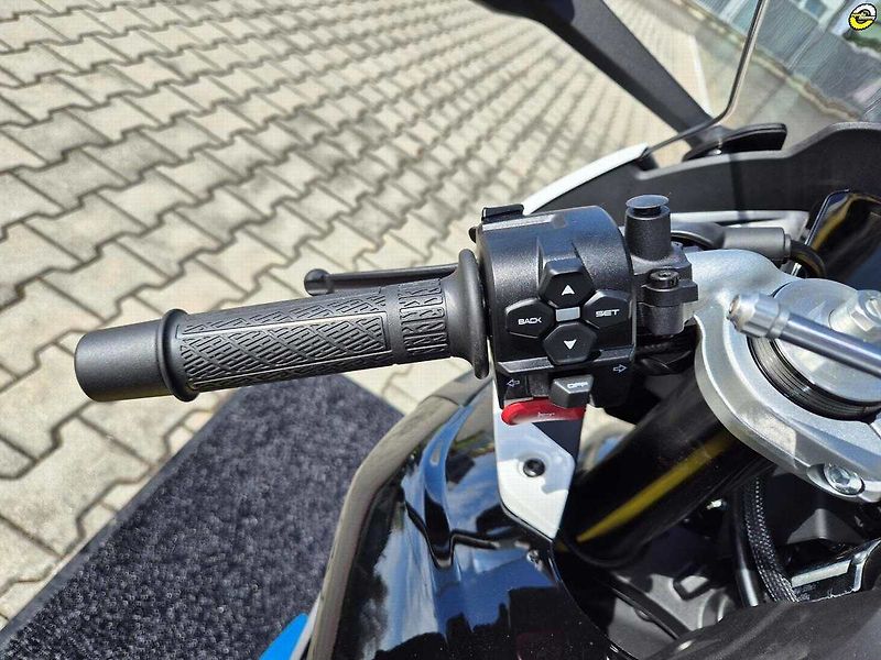 CFMOTO (2026) 675 SR-R - SKLADEM - fotka 18 z 43