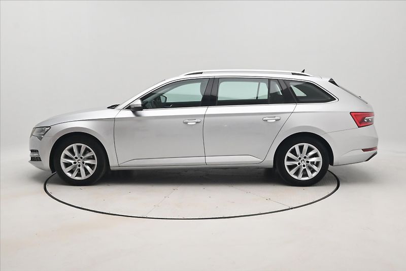 Škoda Superb 2,0 TDI 110 kW DSG Style Záruk - fotka 8 z 33