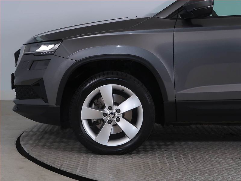 Škoda Karoq (2024) Ambition Plus 2.0 TDI - fotka 15 z 27