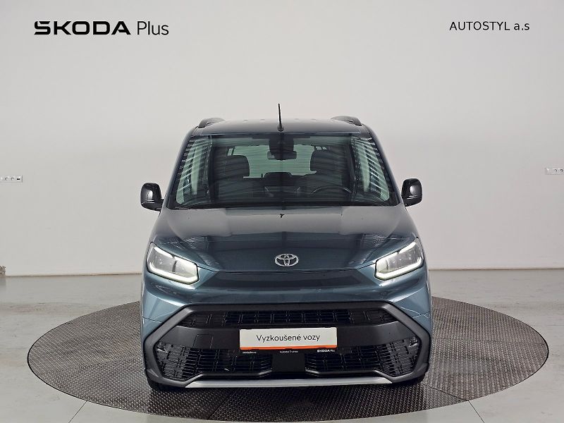 Toyota ProAce City Verso (2025) L1 1.5D 130k FAMILY - fotka 4 z 31