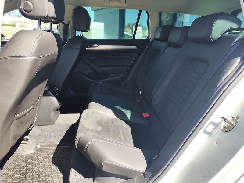 Volkswagen Passat 2.0 TDi/110kW Highline DSG ČR - fotka 14 z 37