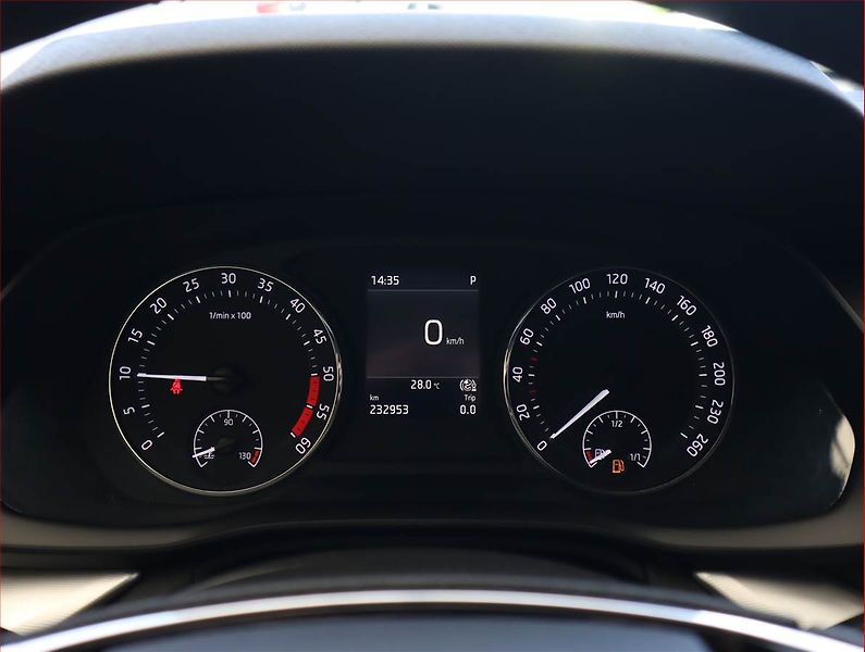 Škoda Octavia (2021) 2.0 TDI, Automat, Serv.kniha - fotka 11 z 24