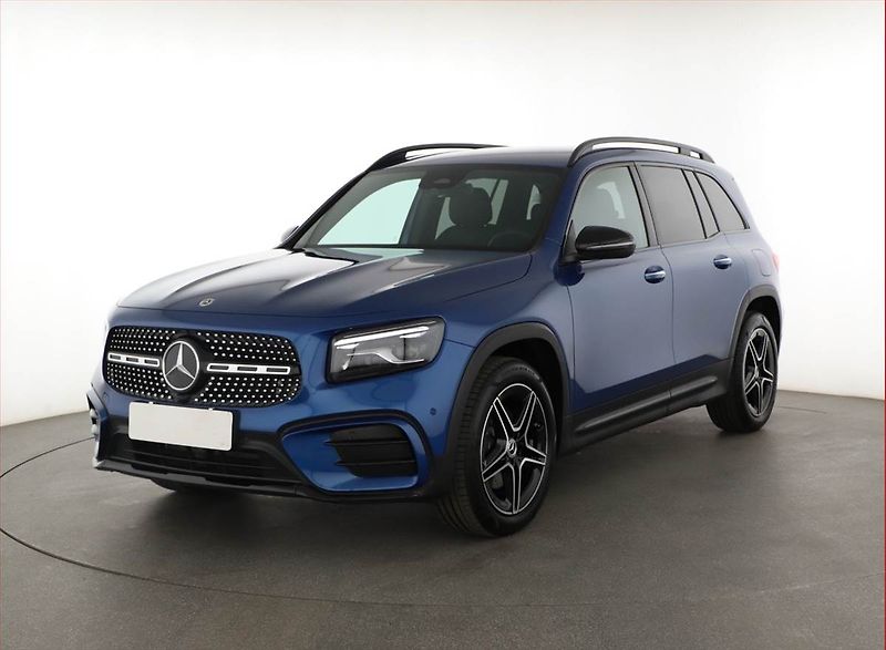 Mercedes-Benz GLB (2025) 200 d, AMG Line, Navigace - fotka 2 z 25