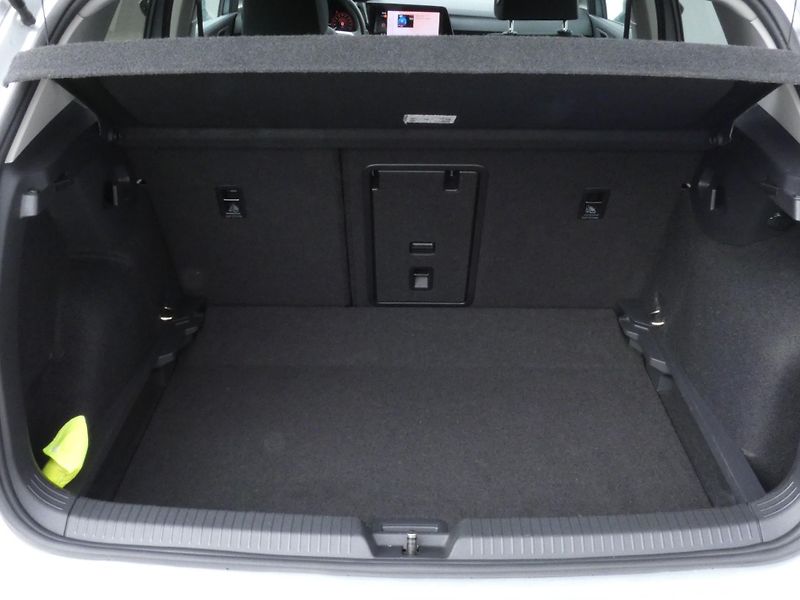 Volkswagen Golf (2021) Style 1,5 TSI 110KW - fotka 15 z 30