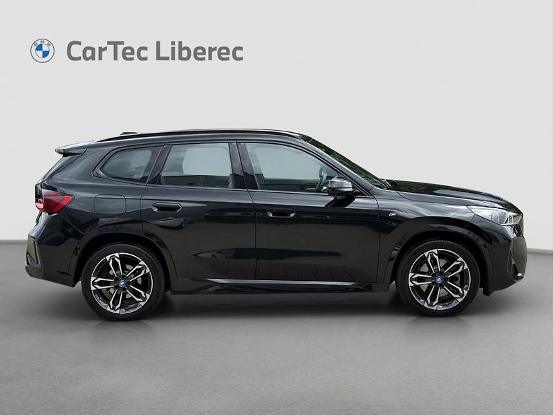 BMW X1 xDrive30e - fotka 6 z 24