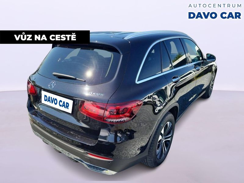 Mercedes-Benz GLC 2,0 200 4Matic DPH CZ 1.Maj. - fotka 5 z 10