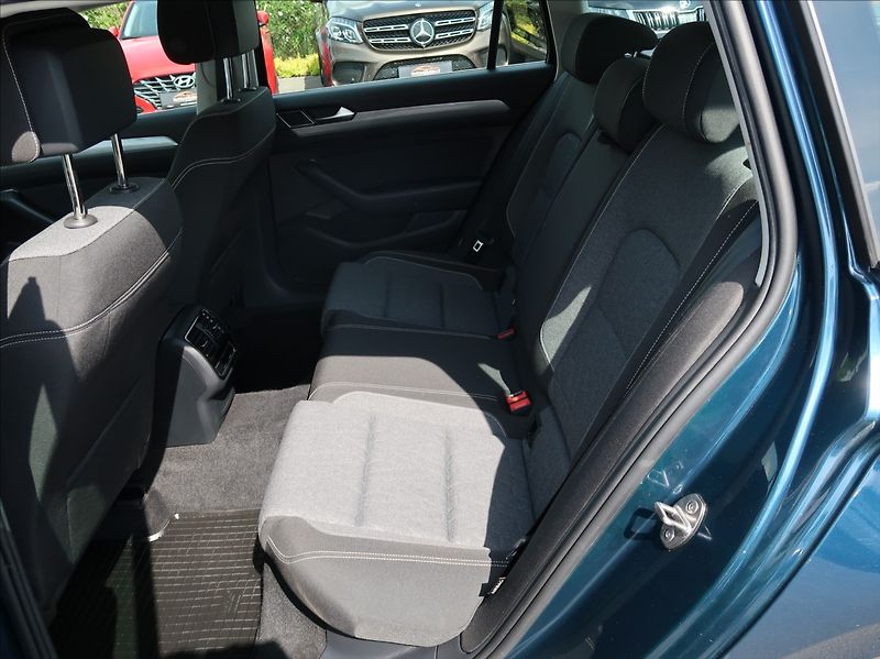 Volkswagen Passat 1,5 TSi,110kW,Business,1majČR - fotka 19 z 25