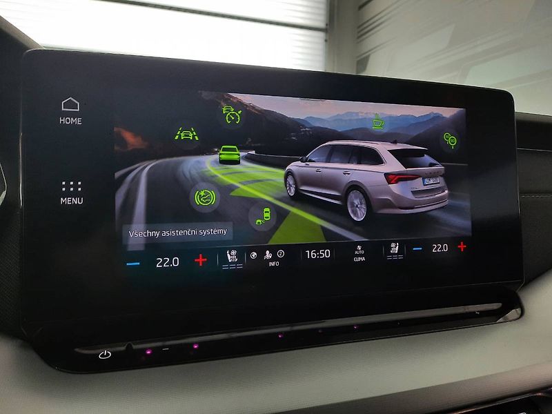 Škoda Octavia (2022) Combi Style Plus 2.0 TDI (110k - fotka 18 z 28