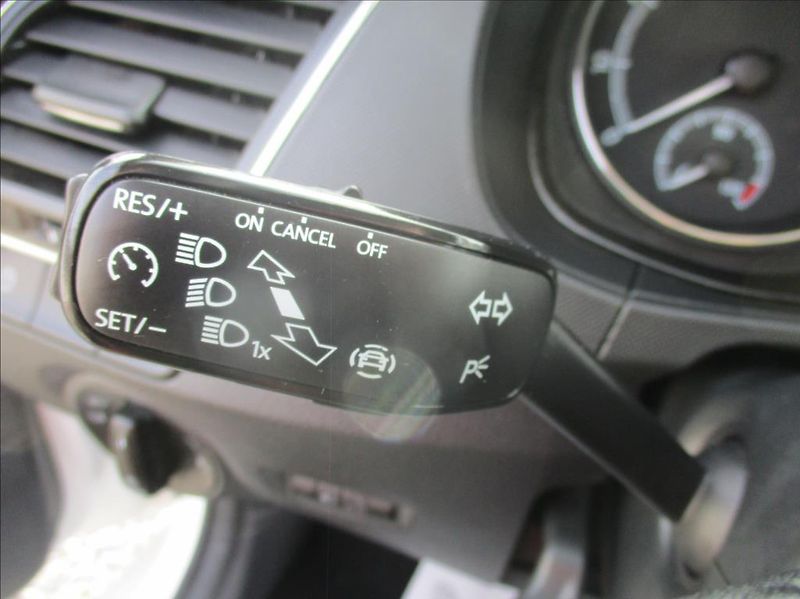 Škoda Fabia 1,0 TSI, klima,servis,DPH,CZ, - fotka 27 z 38