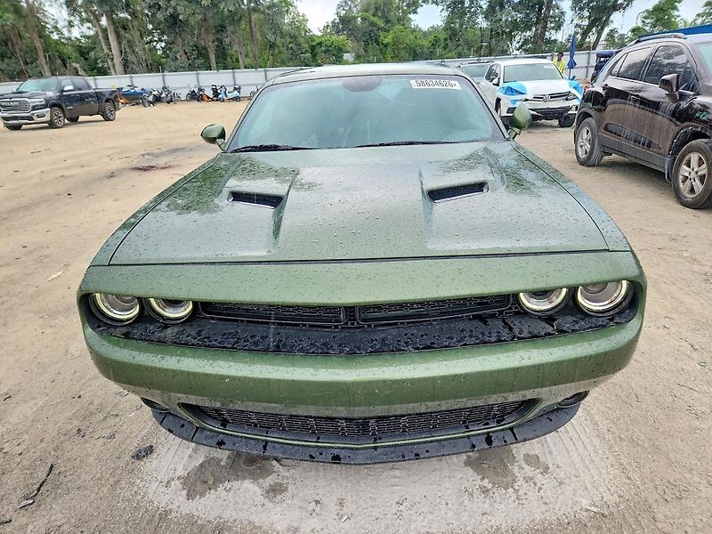 Dodge Challenger (2022) SXT 3.6 - fotka 5 z 11