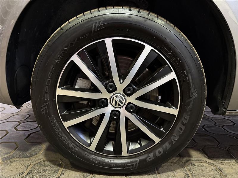 Volkswagen Multivan 2.0TDI 150kW COMFORT 2XALU - fotka 40 z 42