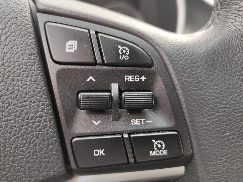 Hyundai Tucson (2019) 1.6 GDI 177k MAN6 TZ, zimáky - fotka 23 z 35