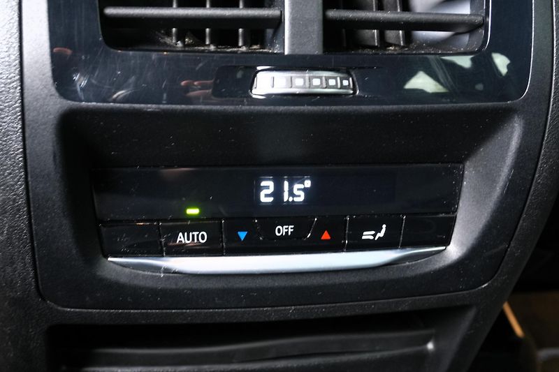 BMW X3 M40i, ČR, Tažné, Harman, ACC - fotka 33 z 39