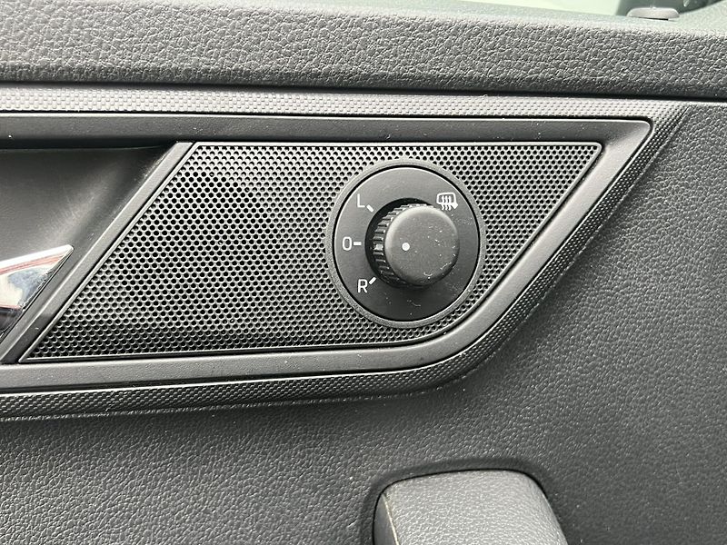 Škoda Fabia (2023) 1.0TSI 70kW  STYLE ČR NOVÉ - fotka 17 z 21