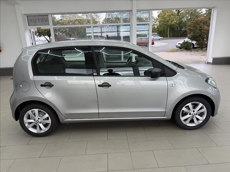 Škoda Citigo 1,0 MPI, Klimatizace - fotka 6 z 24