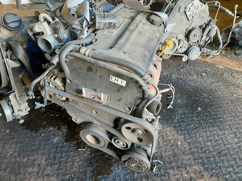 Daewoo Kalos 1.4 16V 61Kw F14S3 motor - fotka 2 z 4