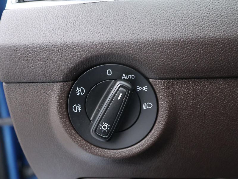 Škoda Octavia 2,0 TDI 135kW DSG 4x4 Scout - fotka 15 z 28