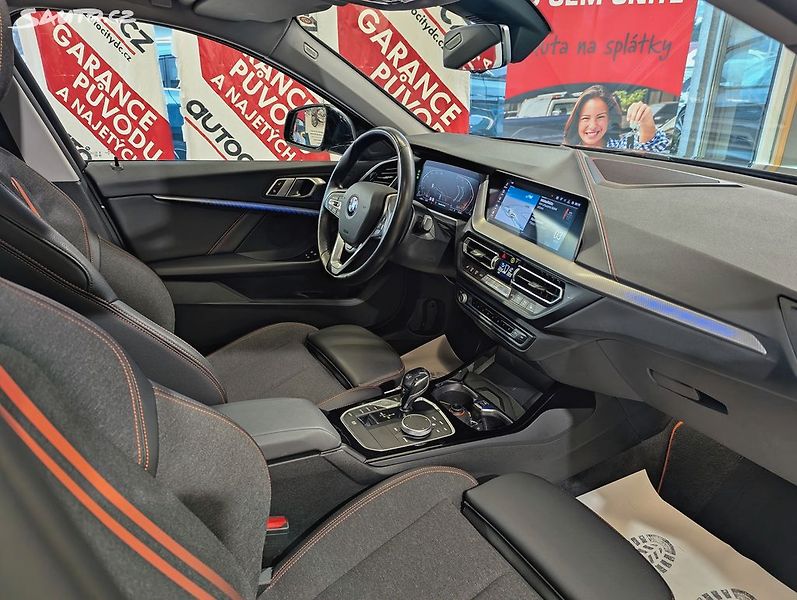 BMW Řada 1 120d xDrive A/T Sport Line DPH - fotka 8 z 27