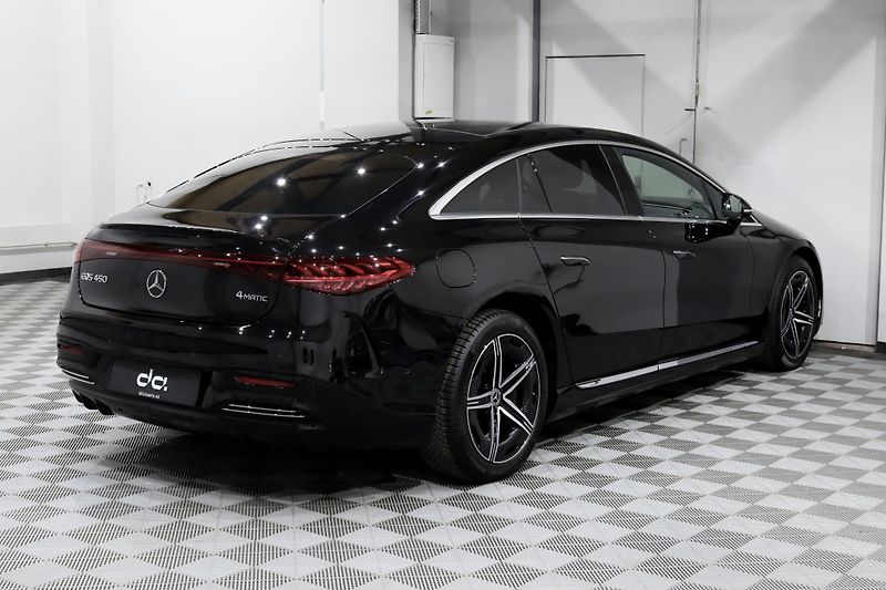 Mercedes-Benz EQS 450 4Matic AMG Line - fotka 5 z 36