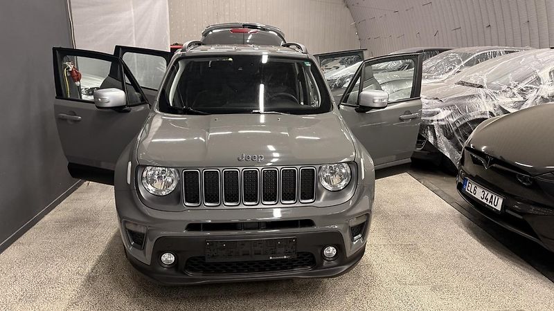 Jeep Renegade (2022) T4 4X4, PHEV,5REZERVOVÁNO - fotka 9 z 34