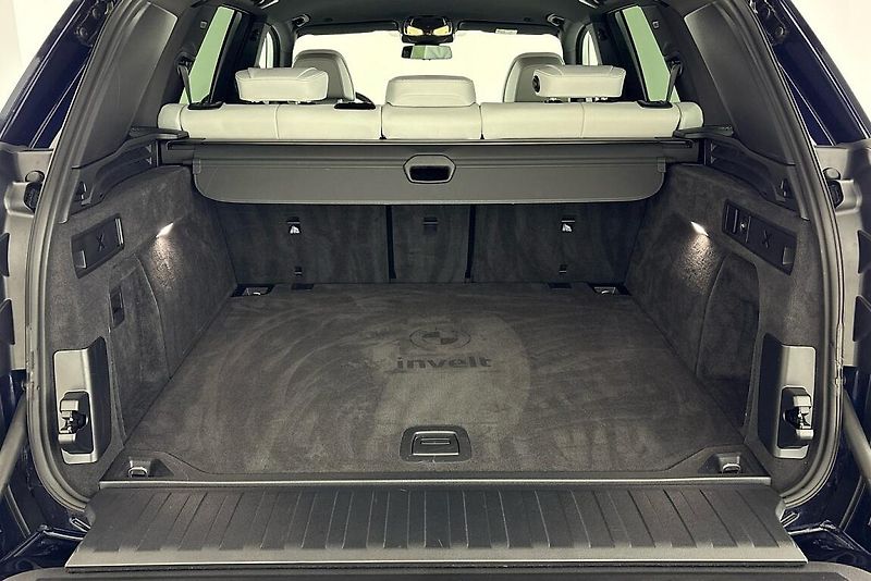 BMW X5 xDrive40d - fotka 10 z 27