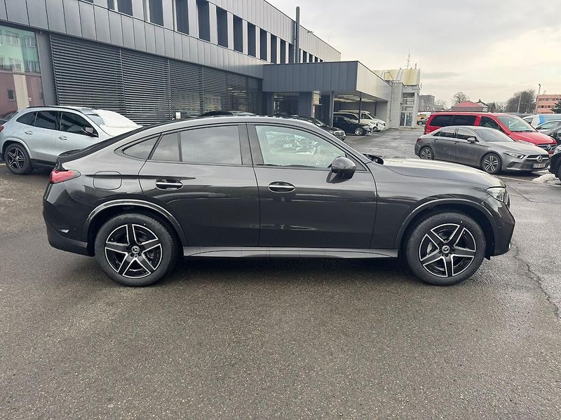 Mercedes-Benz GLC (2026) 220 d 4MATIC kupé - fotka 8 z 26