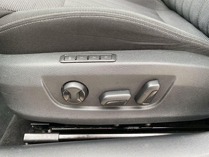 Škoda Superb (2022) Combi 2.0 TDI DSG Style - fotka 28 z 37