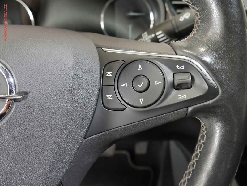 Opel Insignia (2021) 2.0CDTi, AT, výhřev sed - fotka 13 z 21