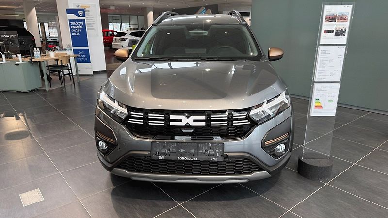 Dacia Jogger (2025) Extreme Hybrid 140 7 míst  Ost - fotka 2 z 8