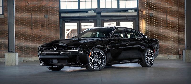 Dodge Charger (2026) 3.0 I6 540k SCAT PACK SIXPACK - fotka 5 z 8
