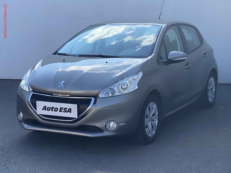 Peugeot 208 (2016) 1.2 PT, 1.maj,ČR, Active - fotka 3 z 14