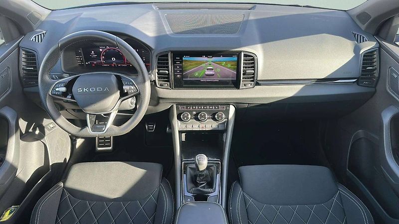 Škoda Karoq Sportline 1,5 TSI 110kW MT6/J1 - fotka 5 z 30
