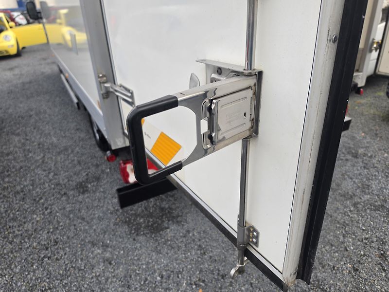 Volkswagen Crafter 2.5 TDI 100kw 6ti 8 Paleta - fotka 9 z 37
