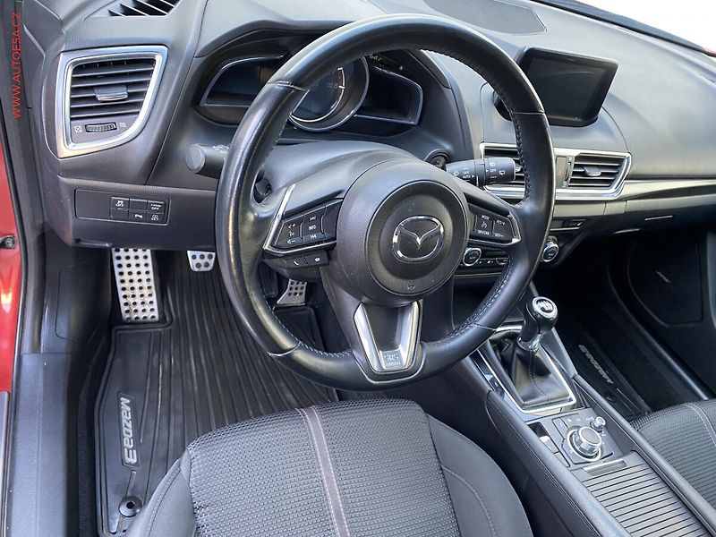 Mazda 3 (2018) 2.0 i, ČR, LED, navi - fotka 12 z 18
