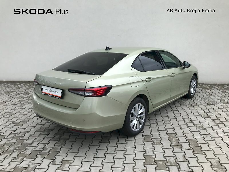 Škoda Superb (2025) SELEC TD 110/2.0 A7F - fotka 2 z 27