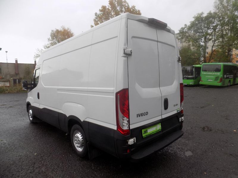 Iveco Daily (2015) 2,3 93KW 35S13 KLIMA - fotka 5 z 31