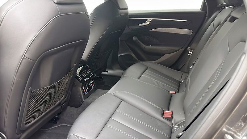 Audi A6 (2026) 2,0TDI  AVANT Quattro S-Line - fotka 11 z 15
