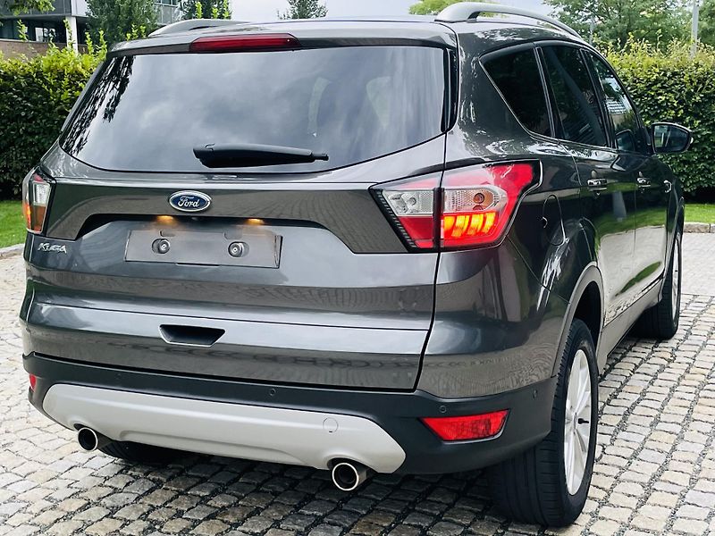 Ford Kuga 2.0TDCi MAN FACELIFT SERVISKA - fotka 12 z 45